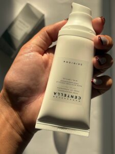 ضدآفتاب تخصصی و روشن‌کننده سنتلا اسکین ۱۰۰۴ (Skin1004) مدل Tone Brightening