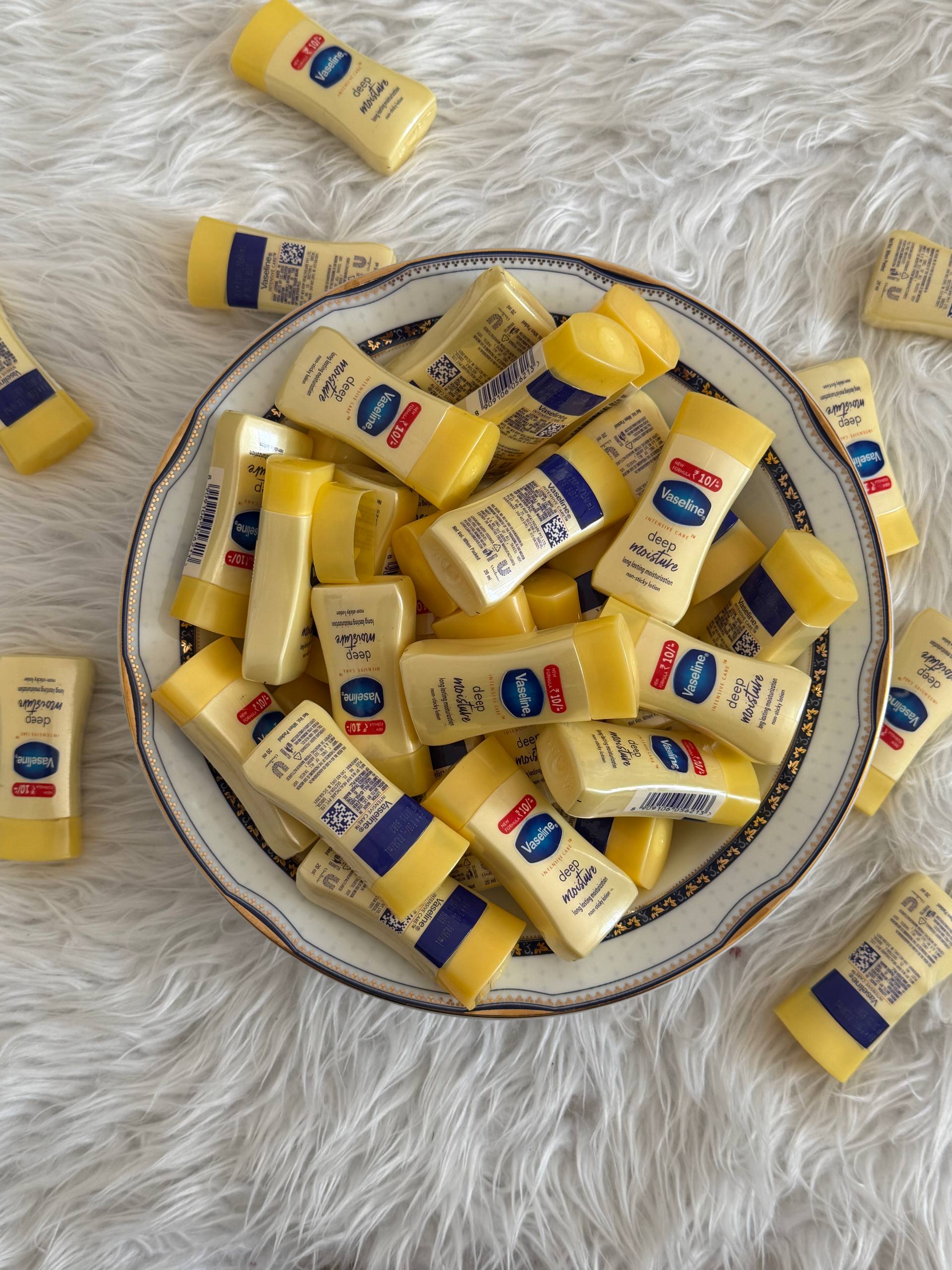لوسیون بدن مینی وازلین (Vaseline) مدل Deep Moisture