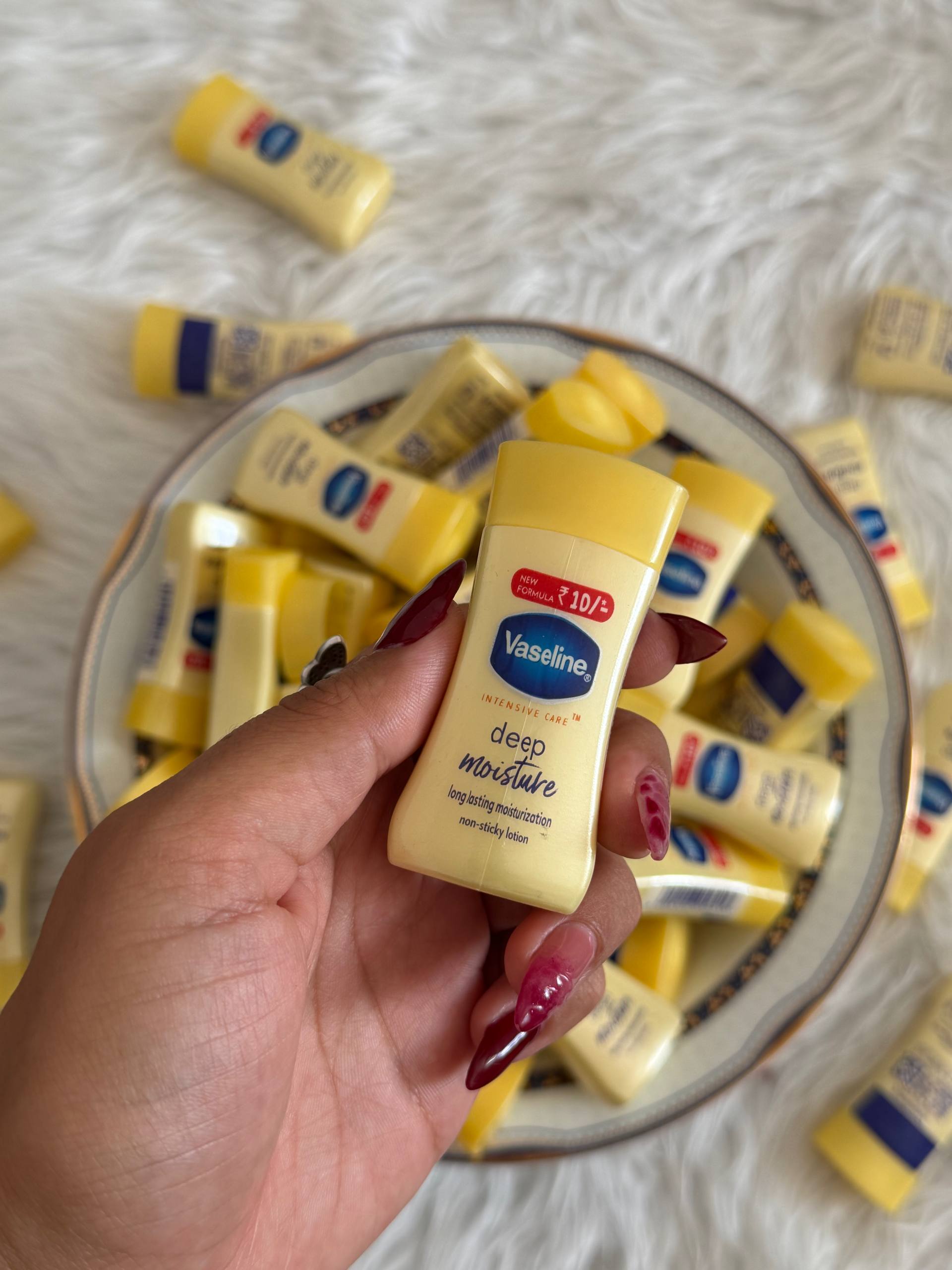 لوسیون بدن مینی وازلین (Vaseline) مدل Deep Moisture